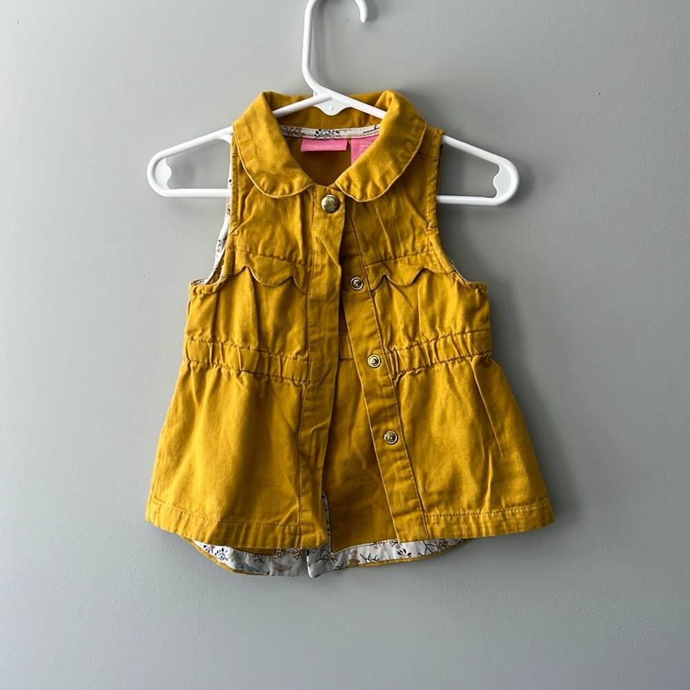 Isaac Mizraahi yellow vest